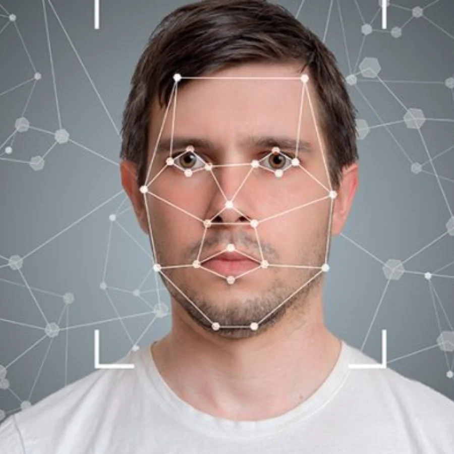 Timeero: Eficiência em Reconhecimento Facial